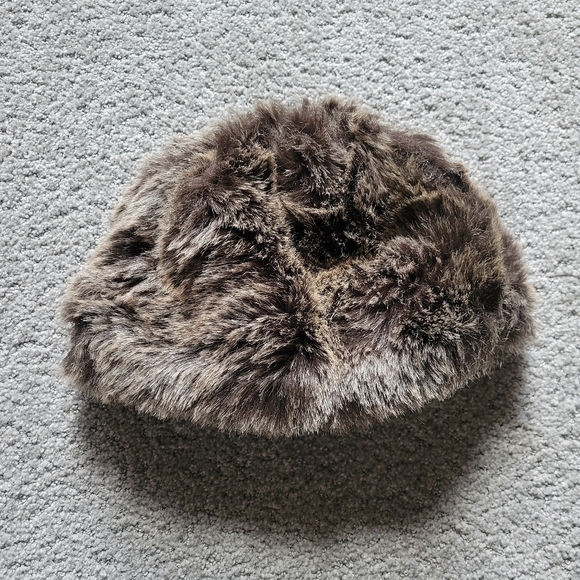 Vintage Nordic Snowflake and Fur Reversible Winter Hat OS - Picture 5 of 6